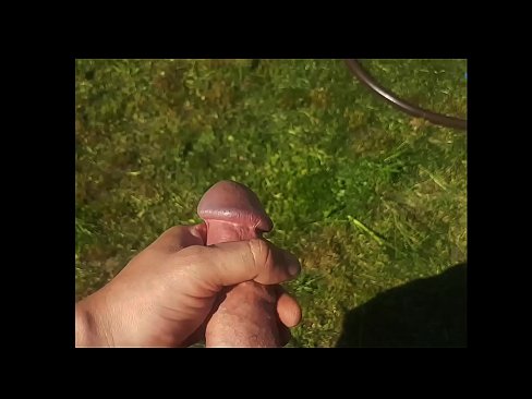 ❤️ Hete hottie laat zich in haar roze kutje neuken en spuitend klaarkomen in een zomerse tuin ️ Quality porn at nl.analytik24.ru ❤